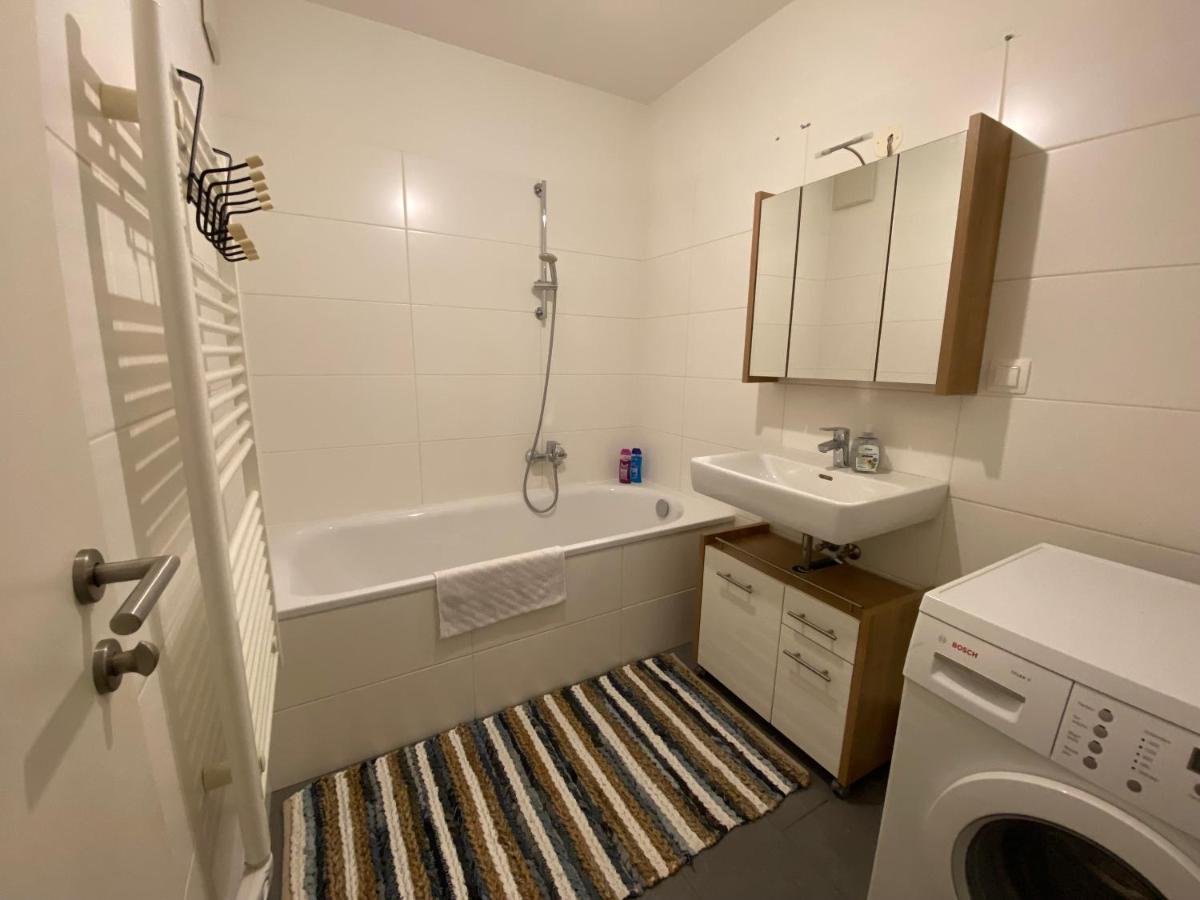 Apartment 9 Stops Away From City-Centre Wiedeń Zewnętrze zdjęcie